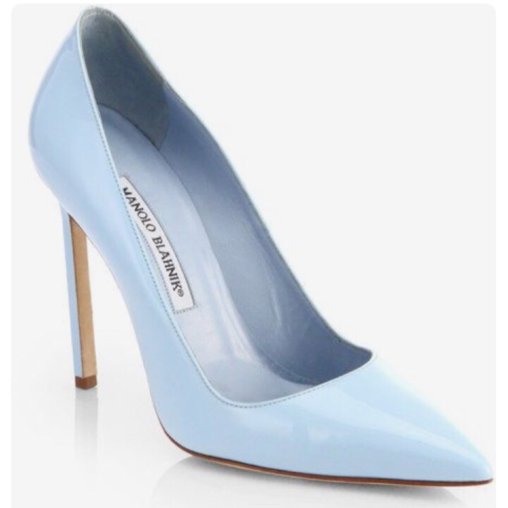 New Manolo Blahnik BB Patent Pump light blue size7